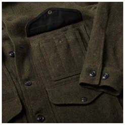 Filson Mackinaw Cruiser - Wolljacke 10 Filson Mackinaw Cruiser - Wolljacke -Outdoor-Ausrüstung filson mackinaw cruiser wolljacke detail 4