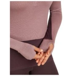 Icebreaker Women's Merino 260 Zoneknit L/S Half Zip - Merinopullover 17 Icebreaker Women's Merino 260 Zoneknit L/S Half Zip - Merinopullover -Outdoor-Ausrüstung icebreaker womens merino 260 zoneknit l s half zip merinopullover detail 7